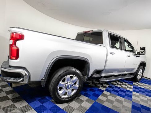 Used 2020 Chevrolet Silverado 2500 LTZ w/ LTZ Plus Package AWD/4WD image 4