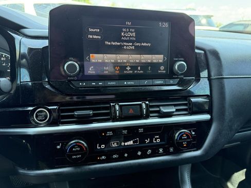 Used 2022 Nissan Pathfinder SV AWD/4WD image 30