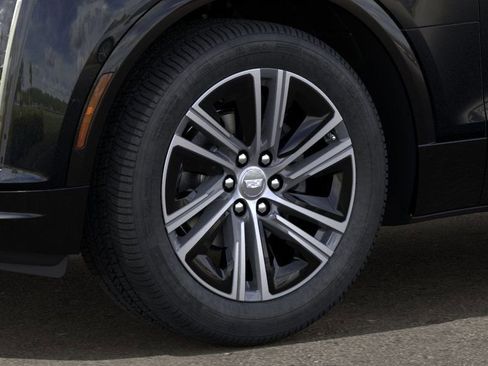 New 2026 Cadillac Lyriq Luxury image 9