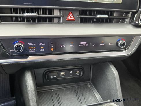 Certified 2023 Kia Sportage EX FWD image 23