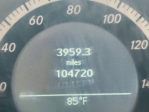 Used 2011 Mercedes-Benz E 350 Coupe image 18