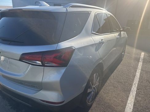 Used 2022 Chevrolet Equinox Premier AWD/4WD image 23