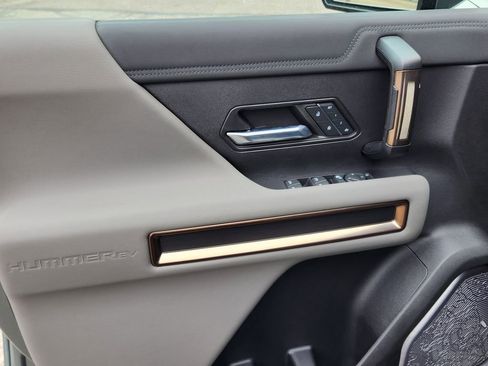 Used 2024 GMC Hummer EV 3X w/ Extreme Off-Road Package image 22