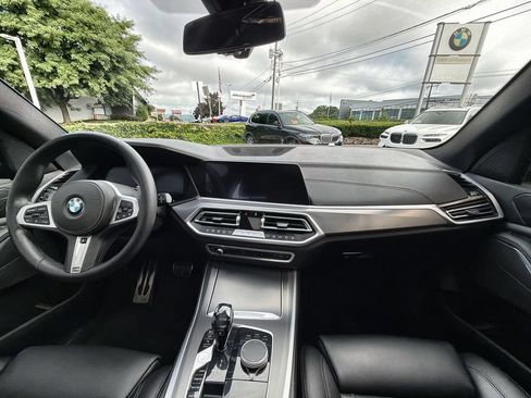 Used 2020 BMW X5 xDrive40i w/ M Sport Package AWD/4WD image 18