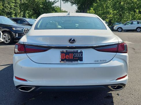 Used 2024 Lexus ES 350 w/ Premium Package FWD image 11