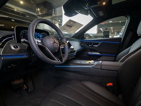 New 2026 Mercedes-Benz E 350 4MATIC Sedan image 11