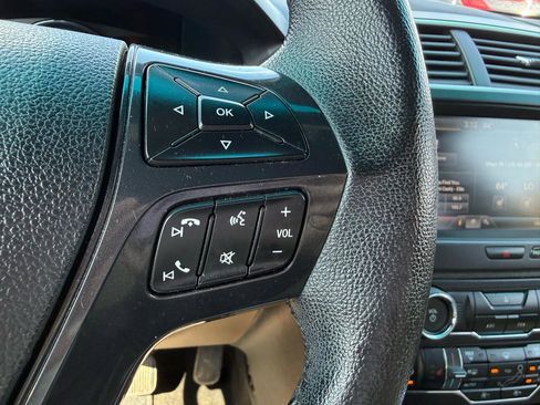 Used 2016 Ford Explorer XLT w/ Equipment Group 202A image 24