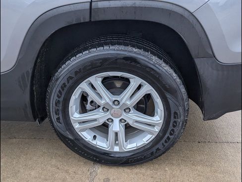 Used 2021 GMC Terrain SLE w/ Driver Convenience Package image 14