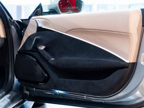 Used 2021 Ferrari Roma image 39