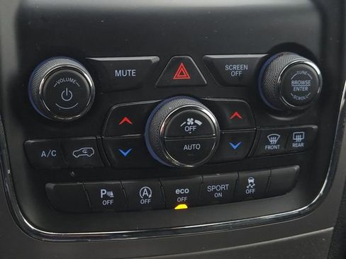 Used 2021 Jeep Grand Cherokee Laredo w/ Security & Convenience Group image 22