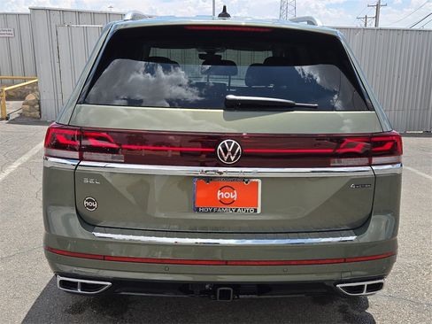 New 2025 Volkswagen Atlas SEL Premium R-Line image 9