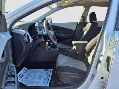 Used 2021 Hyundai Kona SE image 30