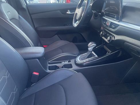 Used 2023 Kia Forte GT-Line w/ GT-Line Technology Package image 9