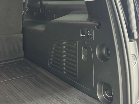 Used 2019 GMC Yukon XL Denali w/ Denali Ultimate Package image 41