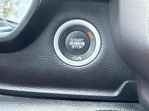 Used 2020 RAM 1500 Big Horn AWD/4WD image 36