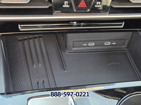 New 2026 Volkswagen Atlas Cross Sport SEL image 18