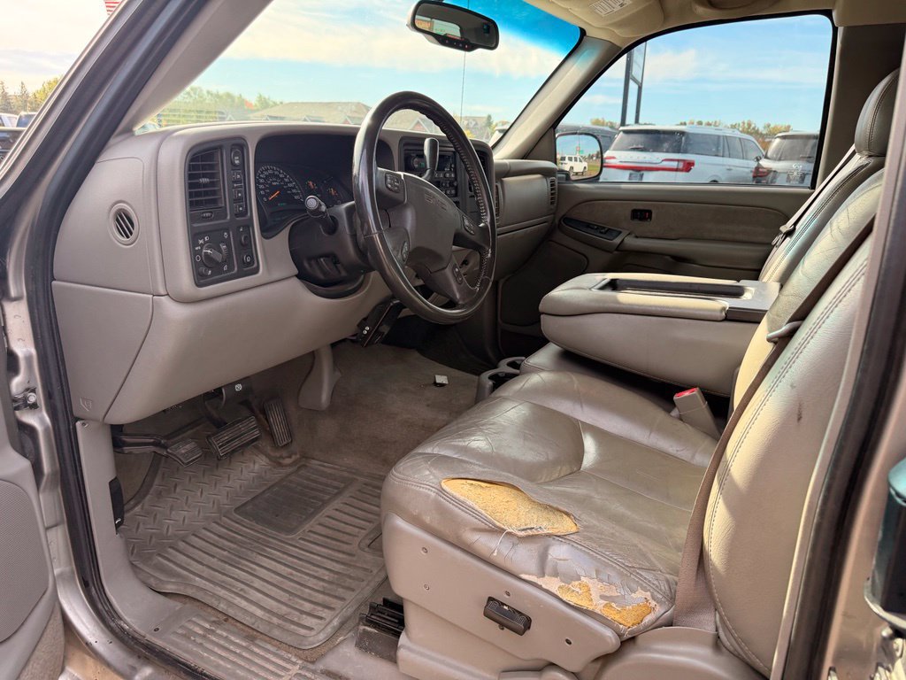 Used 2003 GMC Sierra 1500 SLT w/ SLT Preferred Equipment Group AWD/4WD image 18