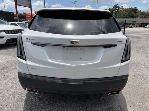 Used 2018 Cadillac XT5 Luxury w/ LPO, Black Ice Package AWD/4WD image 6