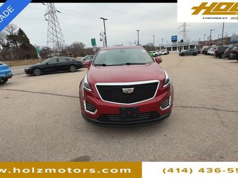 Certified 2023 Cadillac XT5 Sportv w/ LPO, Floor Liner Package image 3