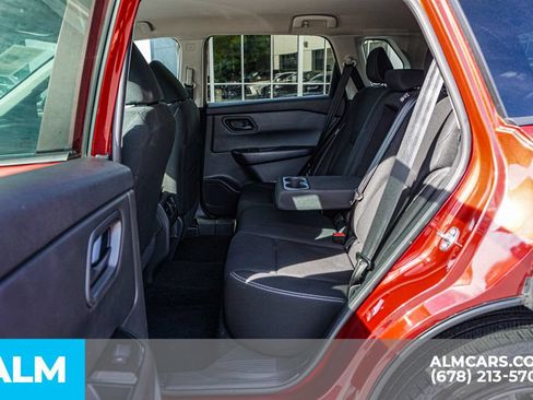 Used 2024 Nissan Rogue S AWD/4WD image 21