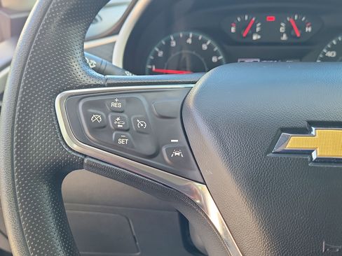 Used 2023 Chevrolet Malibu LT FWD image 24