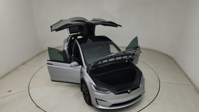 Used 2024 Tesla Model X AWD/4WD image 30