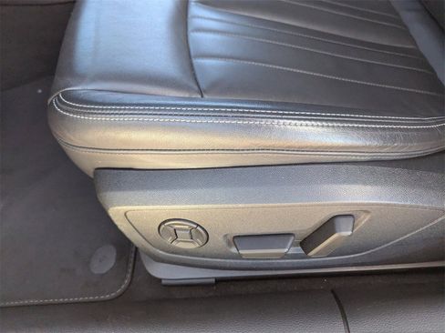 Used 2024 Audi A6 Premium Plus image 31