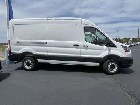 New 2026 Ford Transit 250 148 Medium Roof RWD image 2