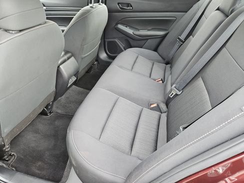 Used 2025 Nissan Altima 2.5 SV FWD image 27