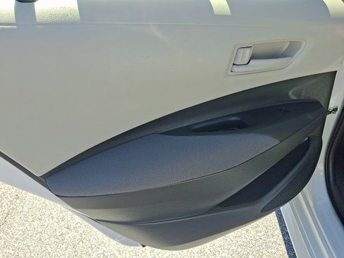 Used 2024 Toyota Corolla LE FWD image 12