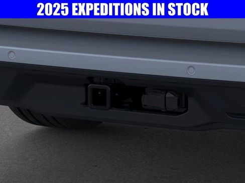 New 2025 Ford Expedition Max Active image 23