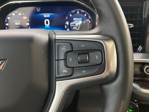 Used 2025 Chevrolet Silverado 1500 LT Trail Boss w/ Convenience Package II image 18