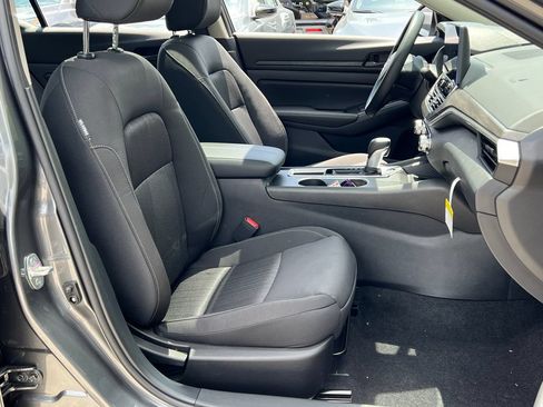 New 2026 Nissan Altima 2.5 SV w/ SV Special Edition Package FWD image 21