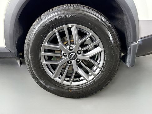 Used 2022 Nissan Rogue S AWD/4WD image 37