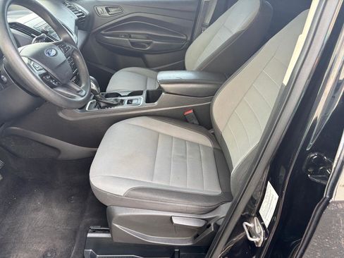Used 2019 Ford Escape S FWD image 5