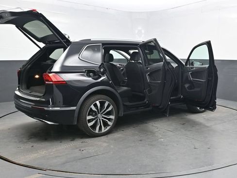Used 2020 Volkswagen Tiguan SEL Premium R-Line w/ 3rd Row Seat Package AWD/4WD image 49