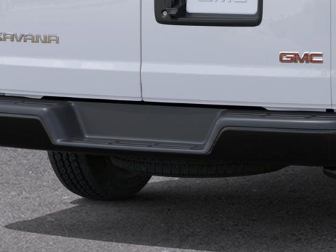 New 2026 GMC Savana 2500 Extended RWD image 14