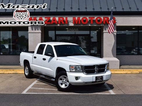 Used 2008 Dodge Dakota SLT RWD image 1