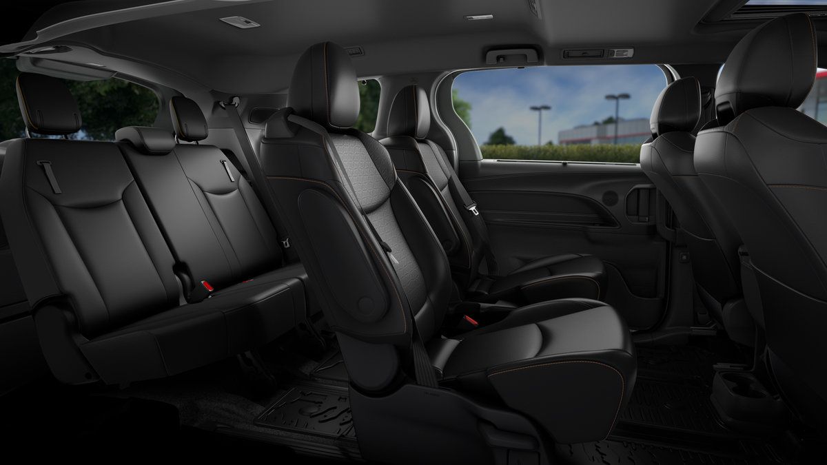 Certified 2026 Toyota Sienna XLE Woodland Edition AWD/4WD image 57