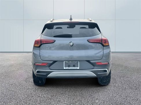 Used 2020 Buick Encore GX Essence image 5
