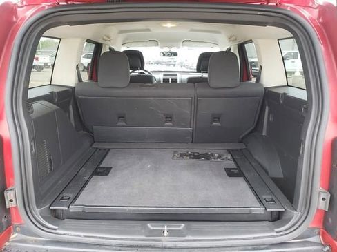 Used 2011 Dodge Nitro Heat AWD/4WD image 6