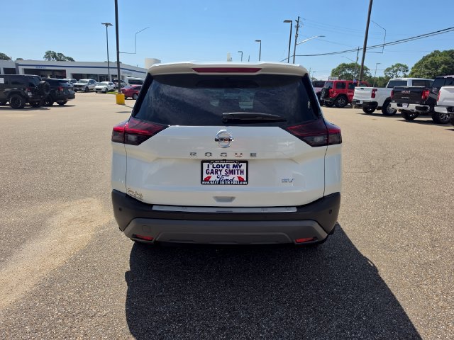 Used 2021 Nissan Rogue SV FWD image 4