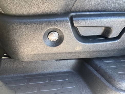 Used 2020 Honda Pilot Touring image 28