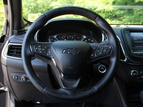 Used 2024 Chevrolet Equinox RS AWD/4WD image 10