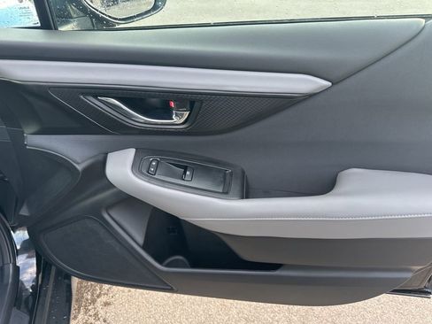 Certified 2025 Subaru Outback Premium image 8