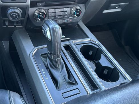 Used 2018 Ford F150 Raptor w/ Equipment Group 802A Luxury image 23