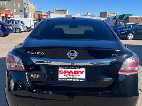 Used 2014 Nissan Altima 2.5 SV w/ Convenience Package image 9
