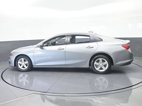 Used 2024 Chevrolet Malibu LT FWD image 3