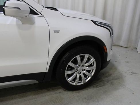 Used 2022 Cadillac XT4 Premium Luxury w/ Enhanced Visibility Package AWD/4WD image 37