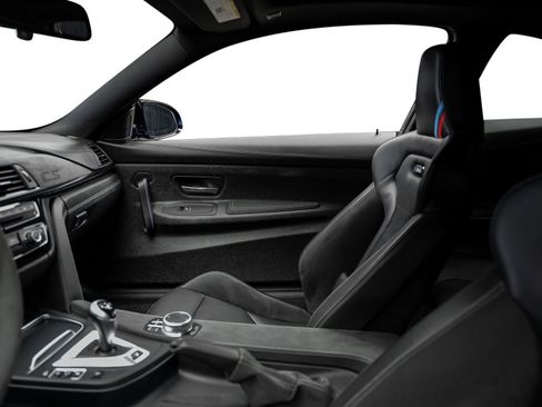 Used 2020 BMW M4 CS w/ Executive Package RWD image 61